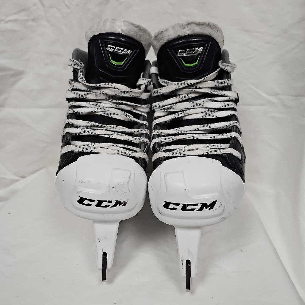 CCM Ribcor 44K Pump Goalie Skates, Size 3.5