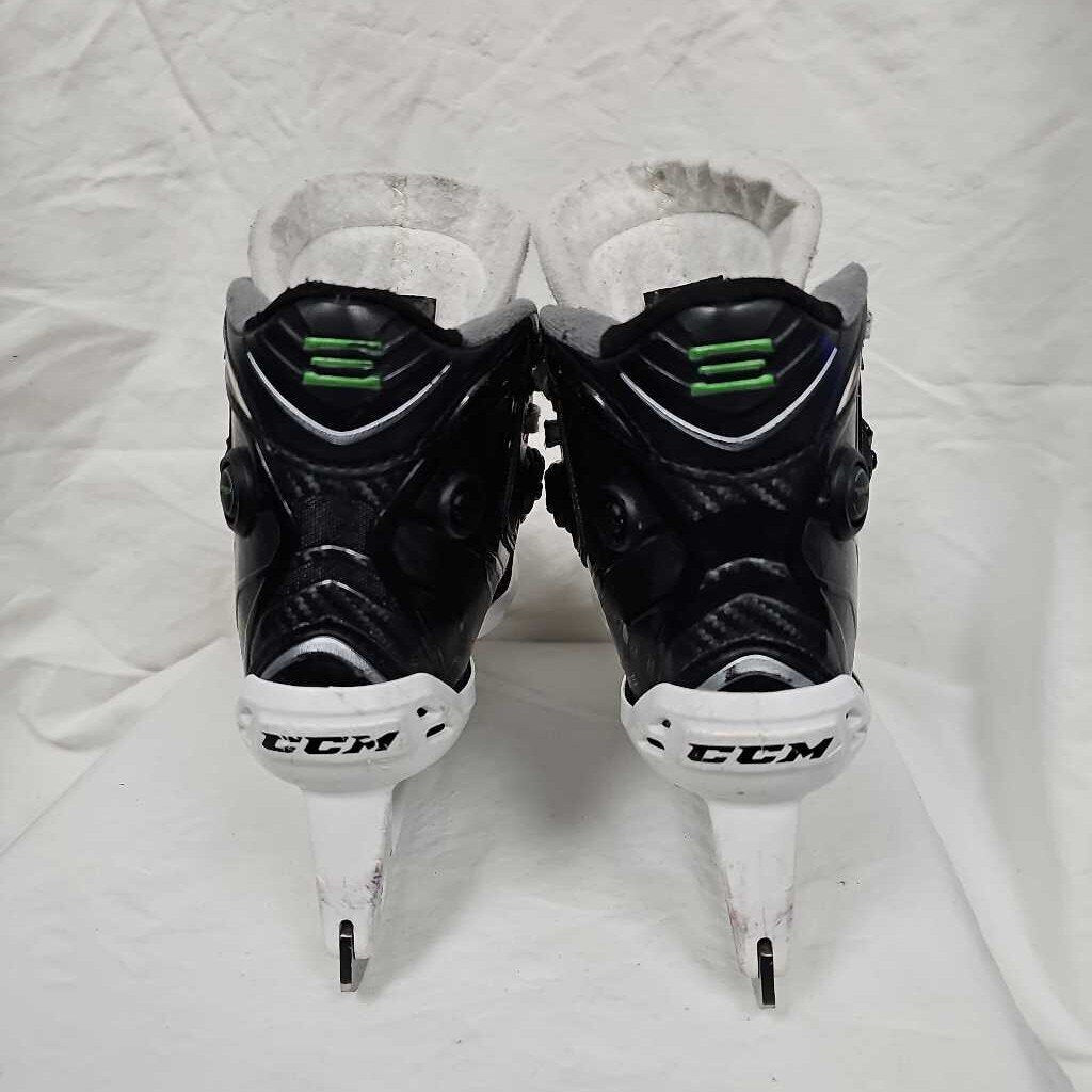 CCM Ribcor 44K Pump Goalie Skates, Size 3.5