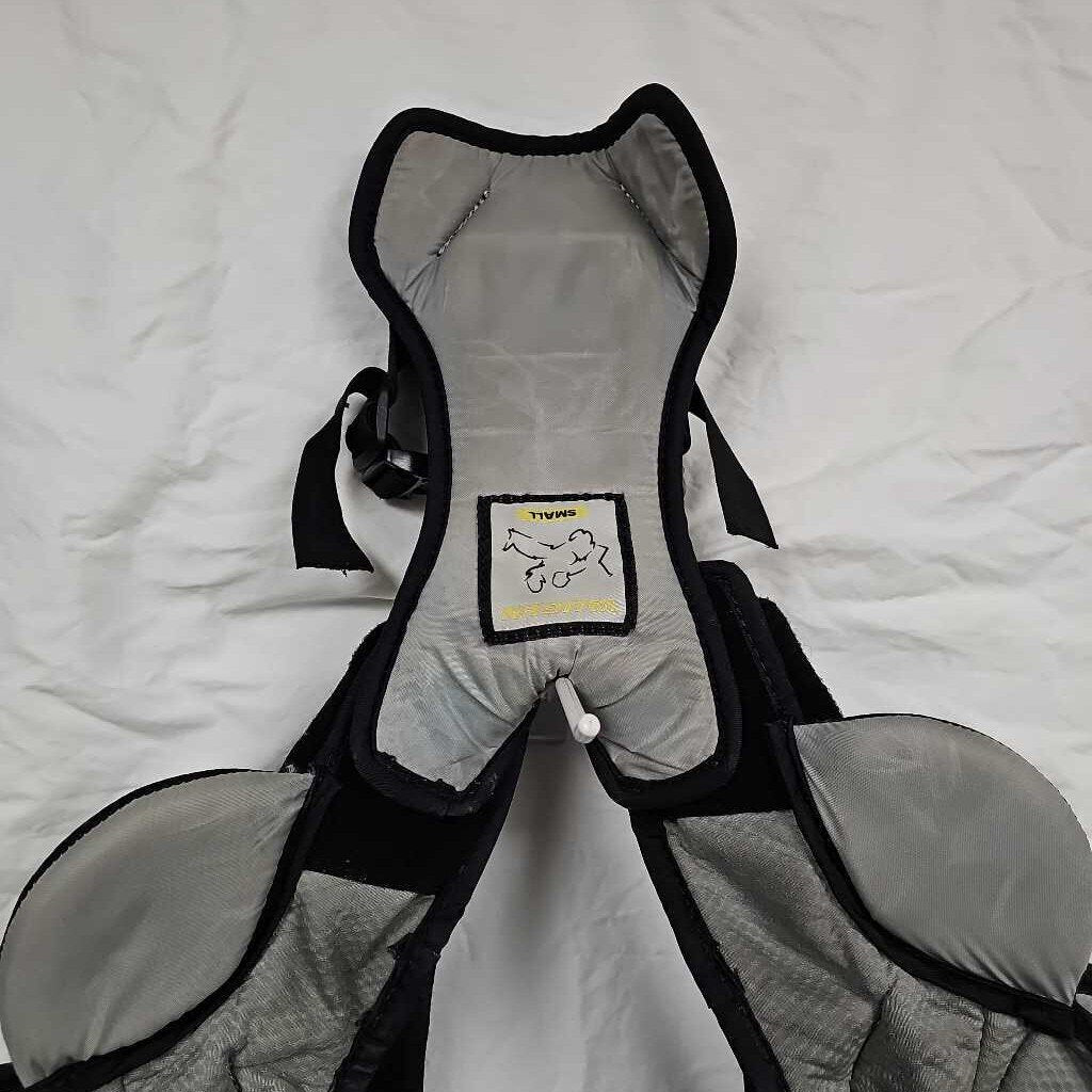 Vaughn Ventus SLR2 Pro Goalie Chest Protector, Senior Small
