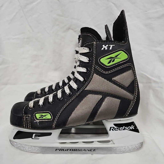 Reebok XT Hockey Skates, Size 5