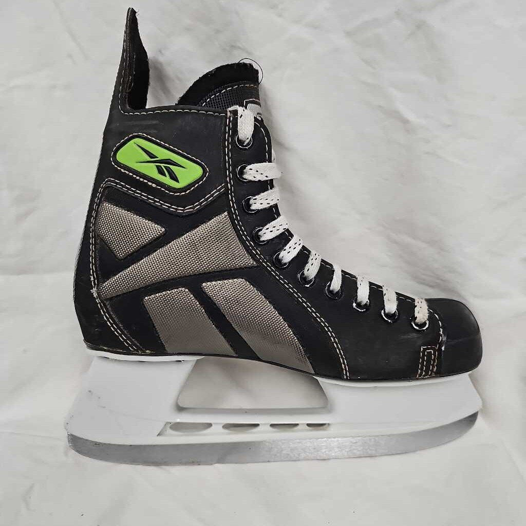 Reebok XT Hockey Skates, Size 5