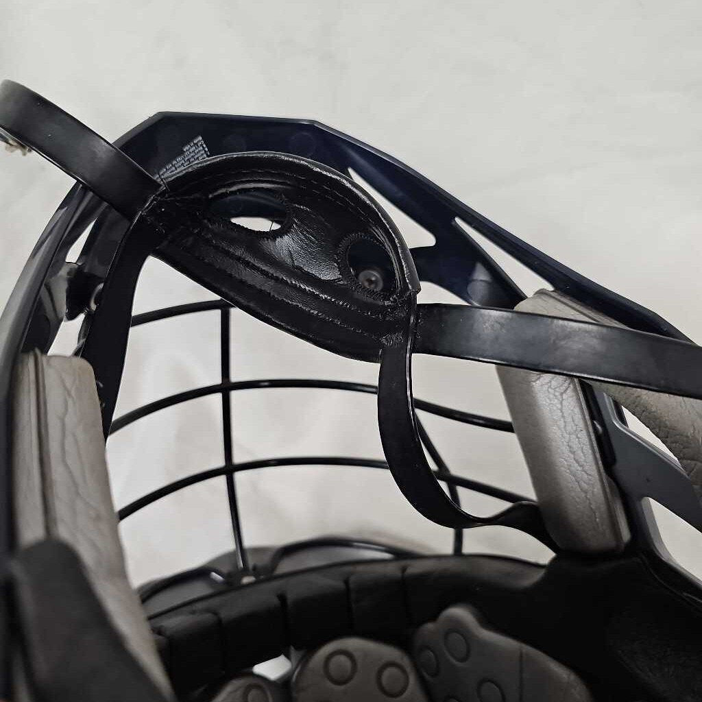 Cascade Pro 7 Lacrosse Helmet
