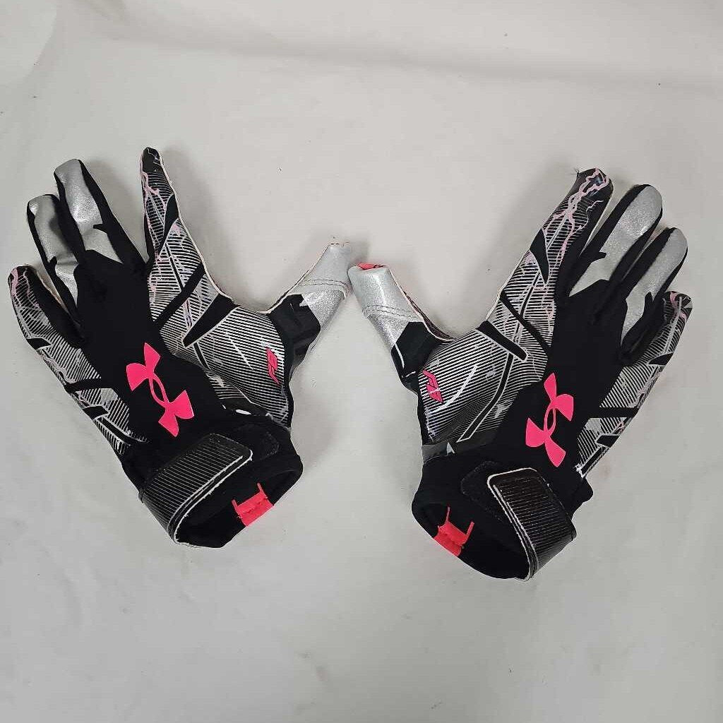 Under Armour F8 Nitro Youth Football Gloves, Youth Small