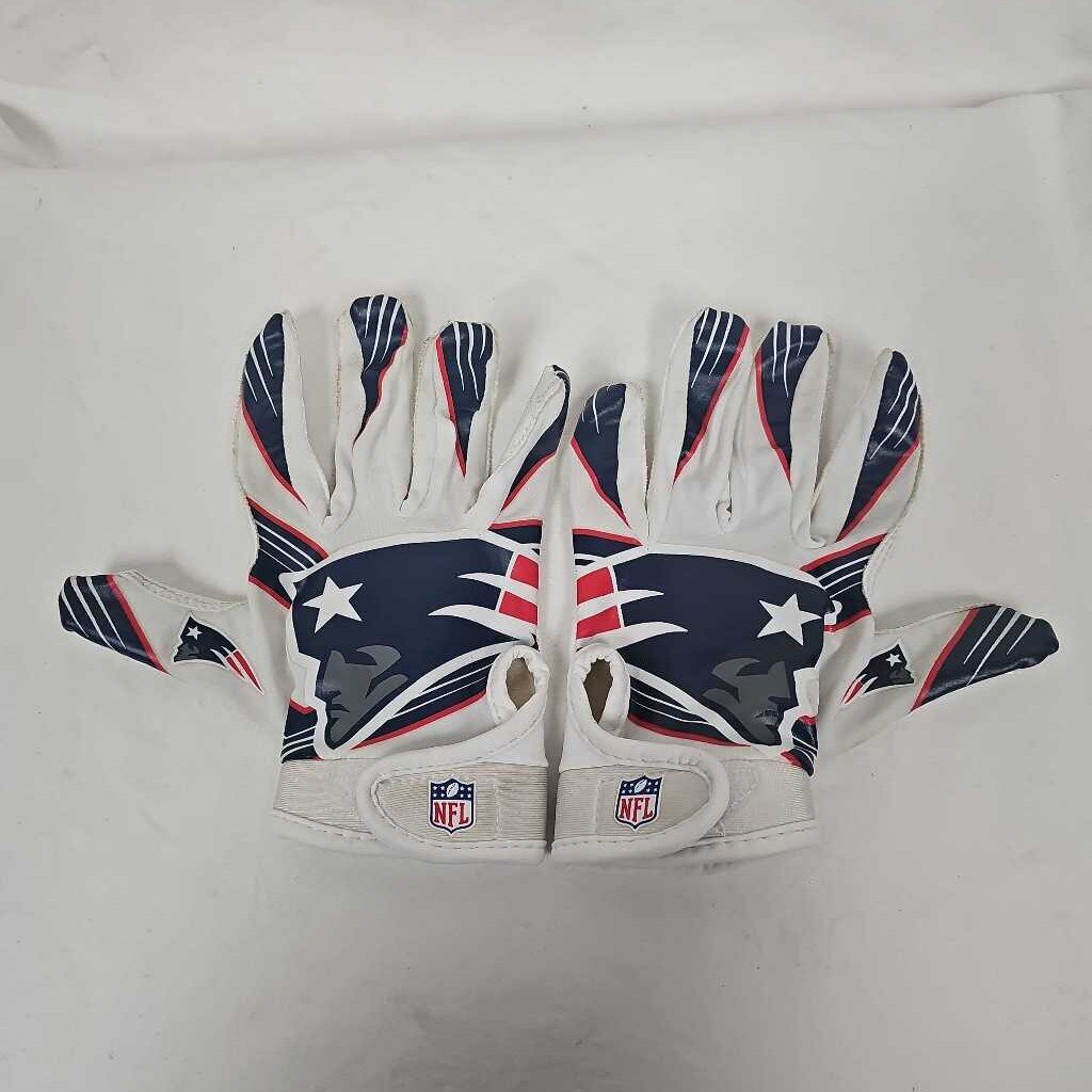 Franklin NFL New England Patriots Youth Football Gloves, Youth M/L