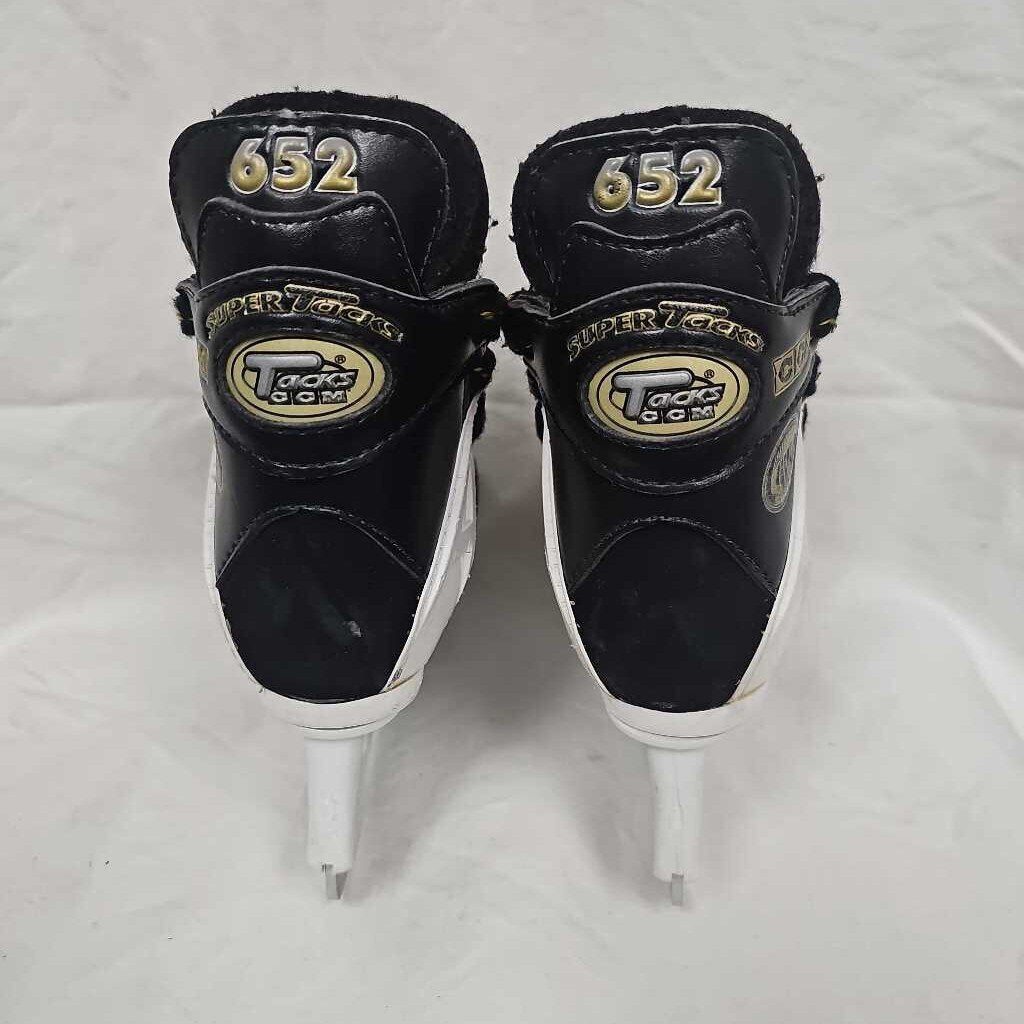 CCM Super Tacks 652 Youth Hockey Skates, Size Y8