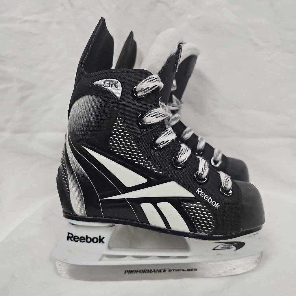 Reebok 8K Youth Hockey Skates, Size Y8