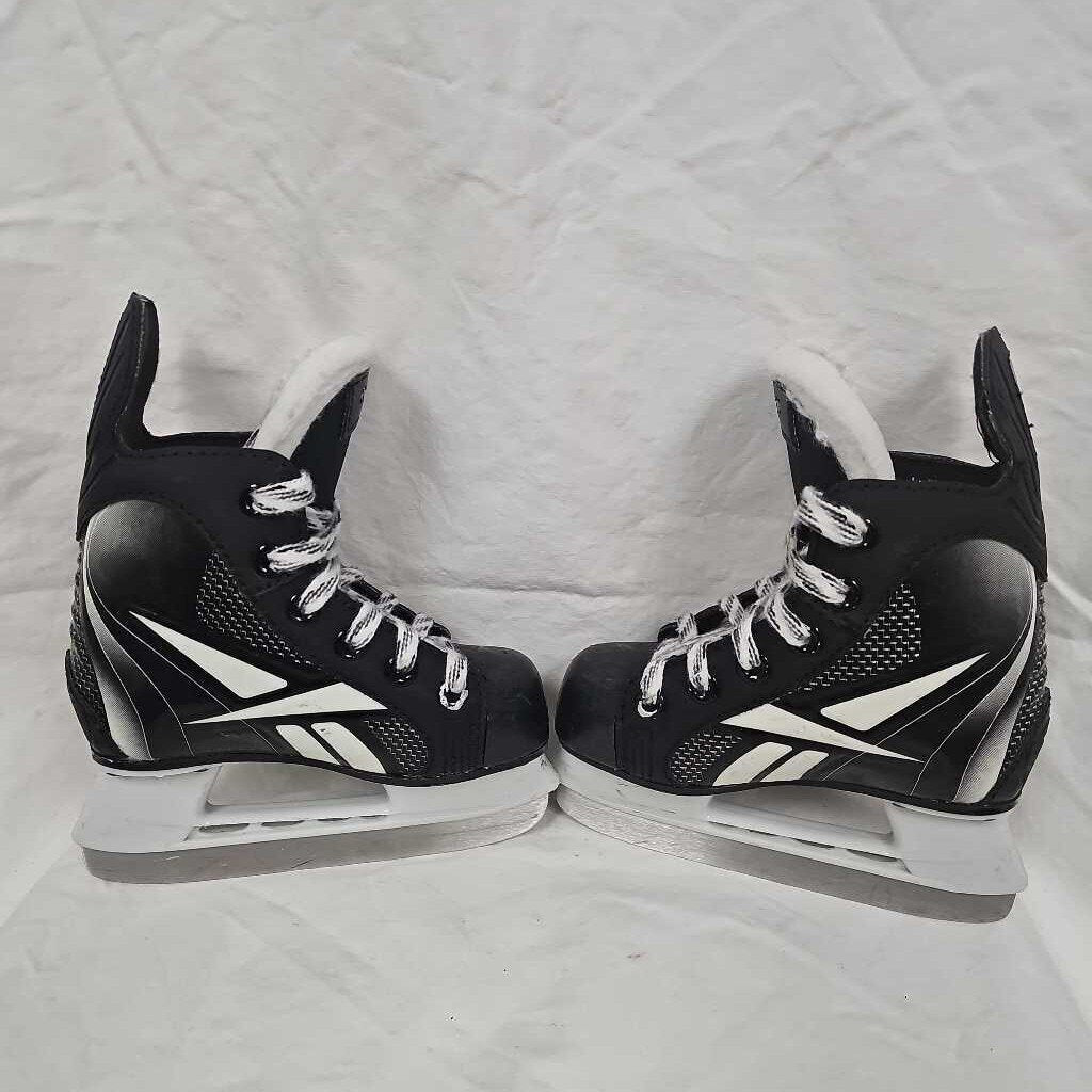 Reebok 8K Youth Hockey Skates, Size Y8