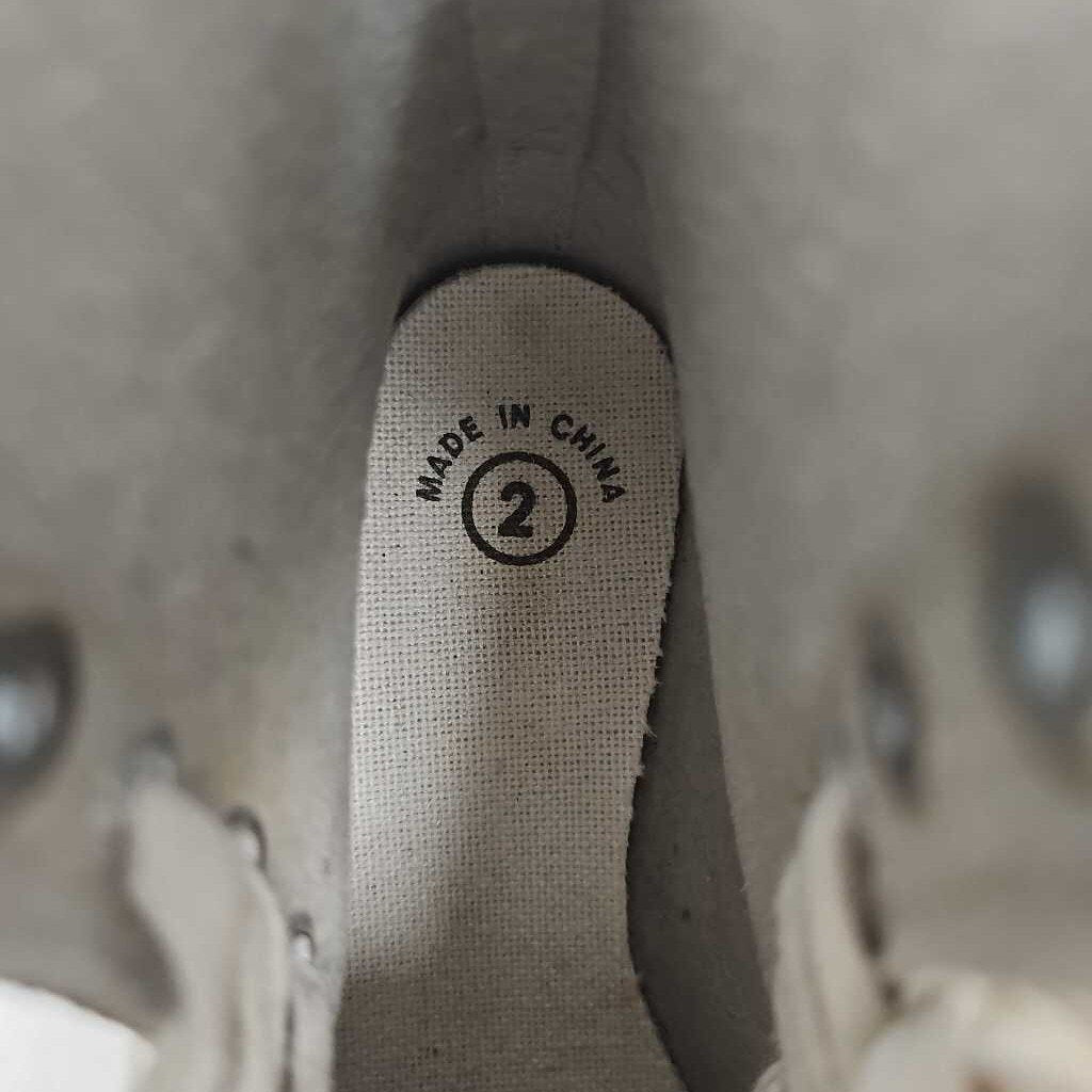 CCM Pirouette Figure Skates, Size 2