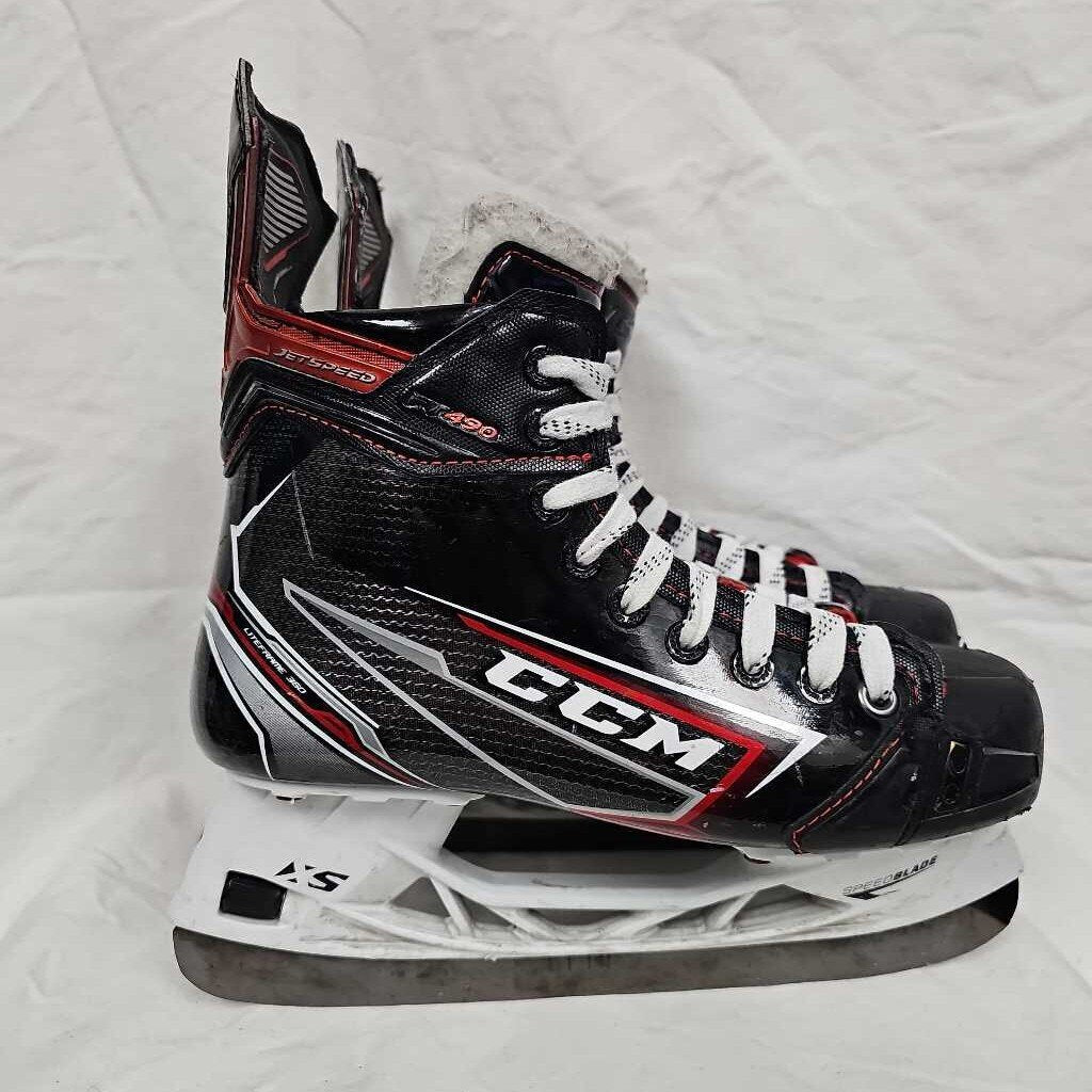 CCM Jetspeed FT490 Hockey Skates, Size 5