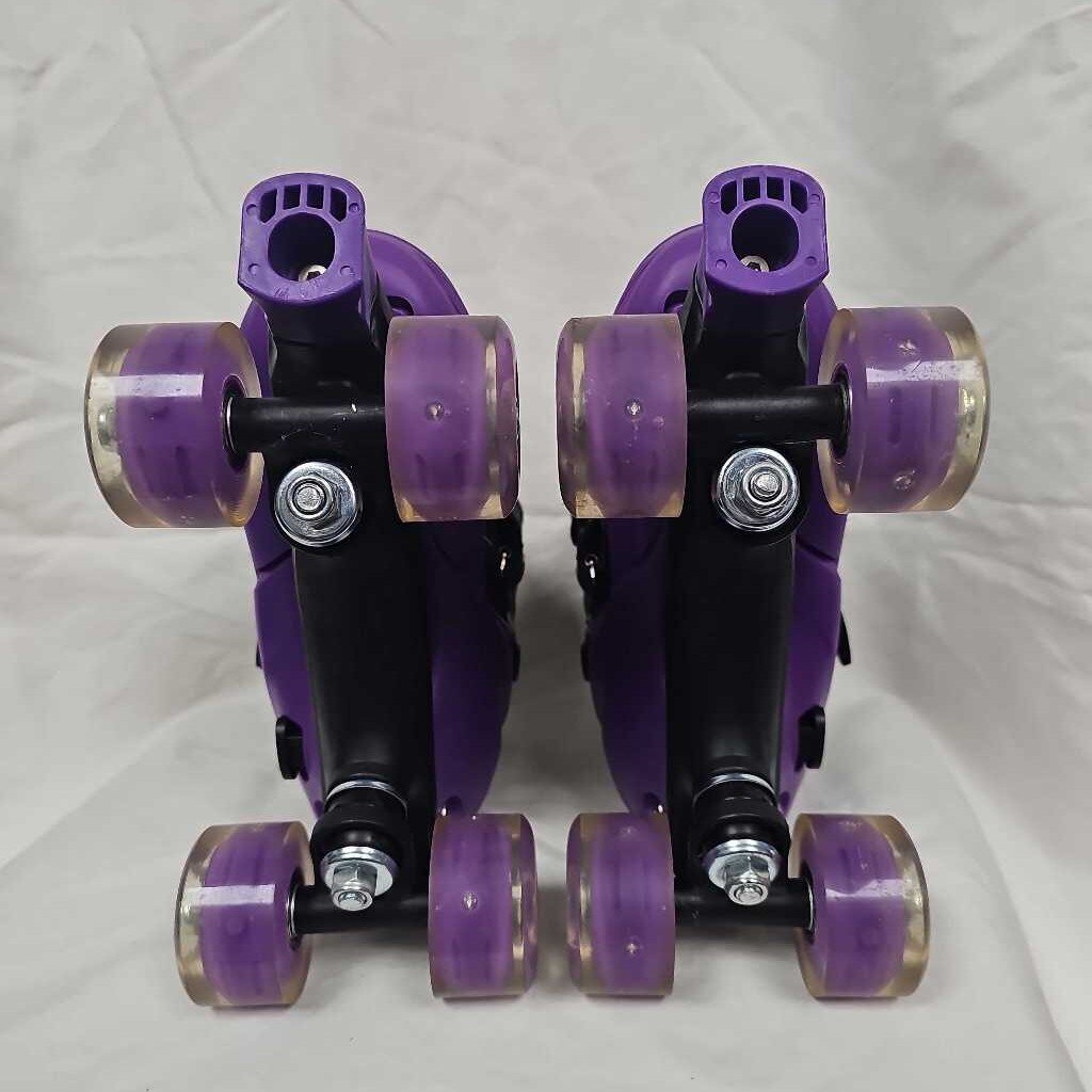 Fyhart Light up Adjustable Roller Skates, Sizes 1-4