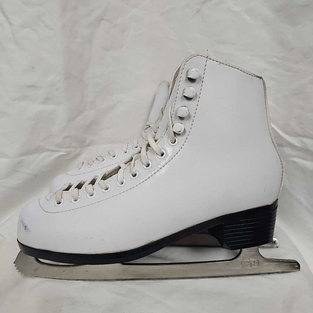 American Athletics Women's Figure Skates, Size 7