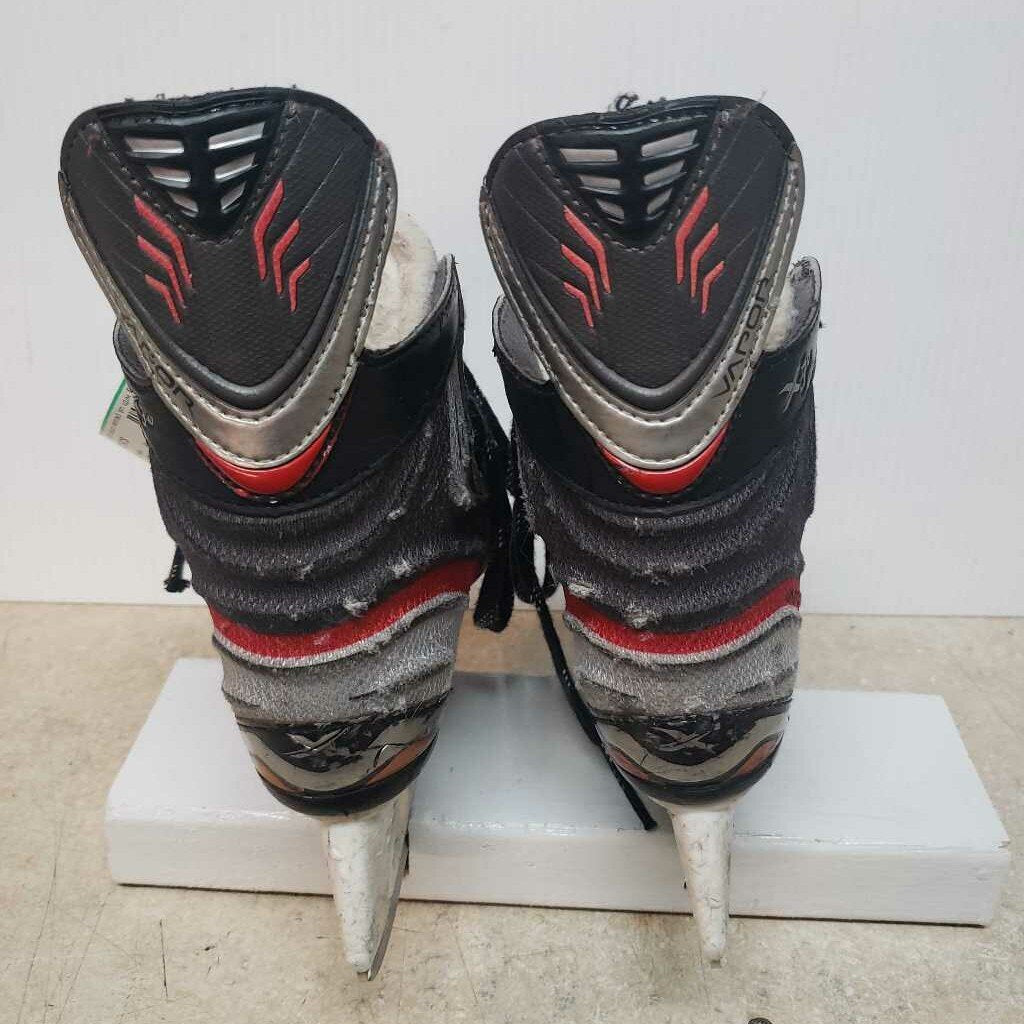Bauer Vapor X3.0 Hockey Skates, Size Y13