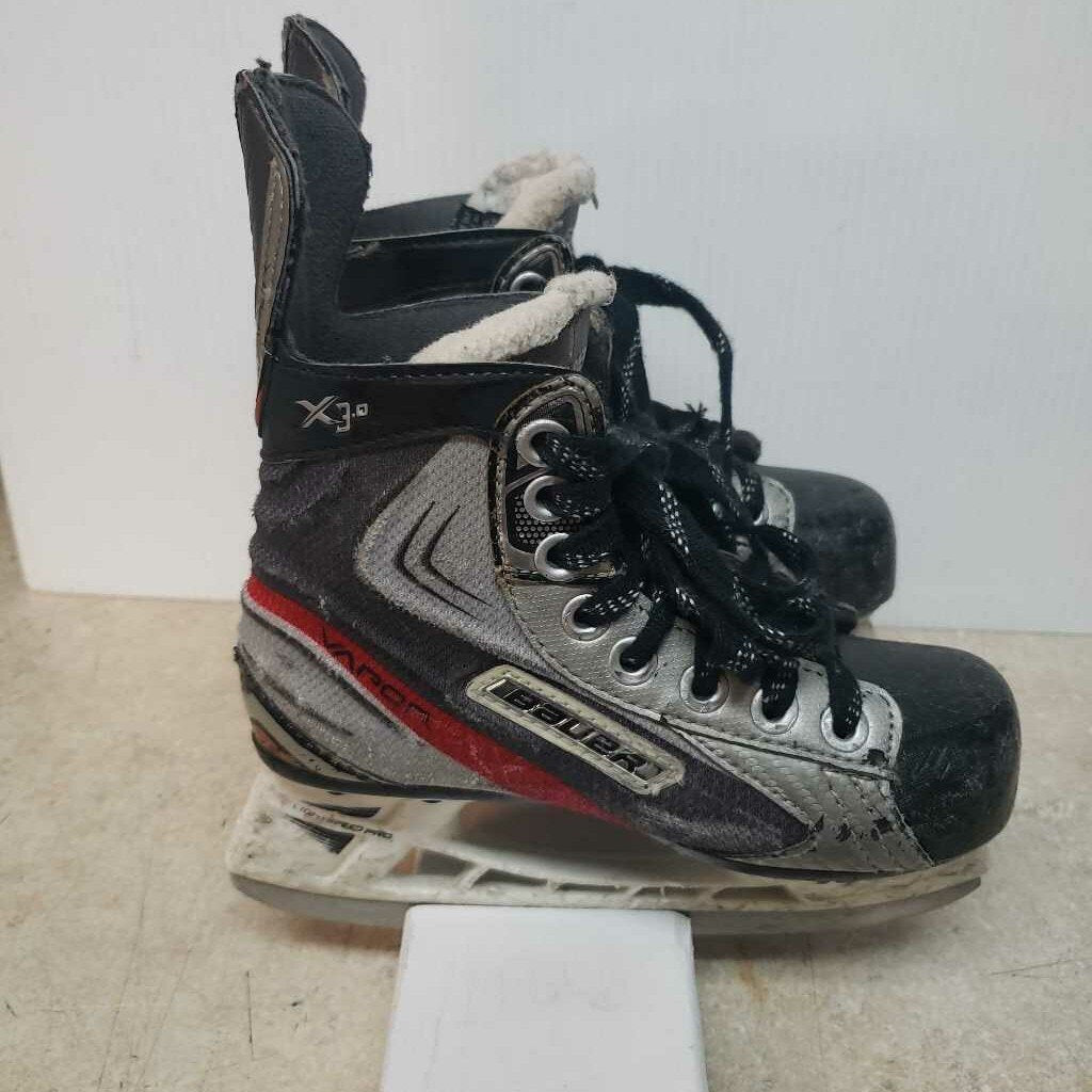 Bauer Vapor X3.0 Hockey Skates, Size Y13