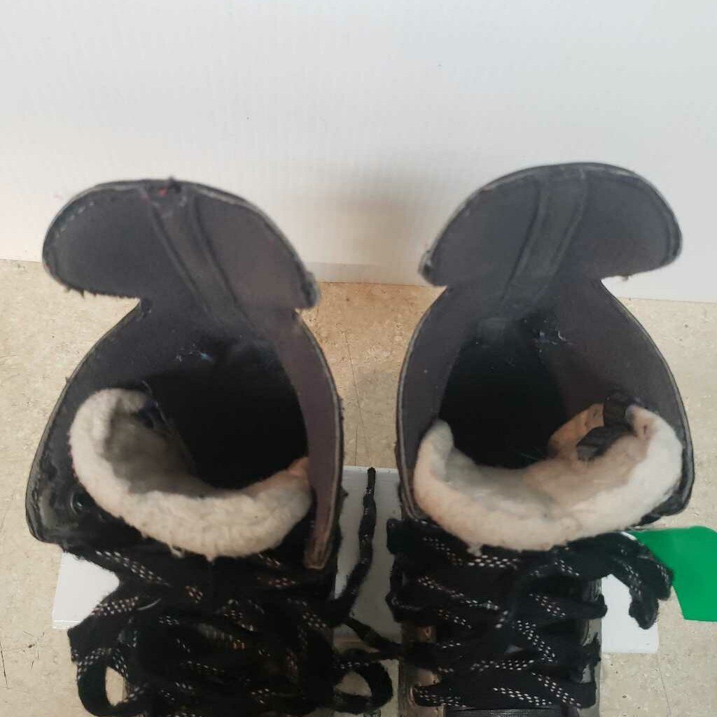 Bauer Vapor X3.0 Hockey Skates, Size Y13