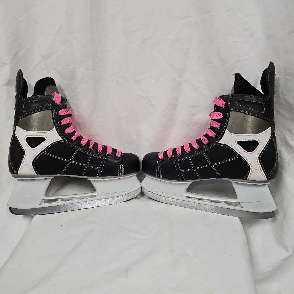 CCM 92 Hockey Skates, Size 7