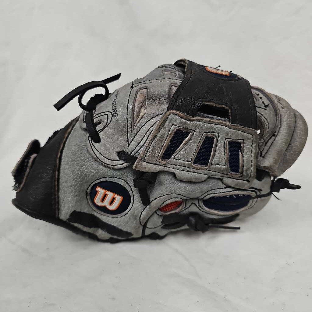 Wilson EZ Catch A425 T-Ball Glove, 9.5"