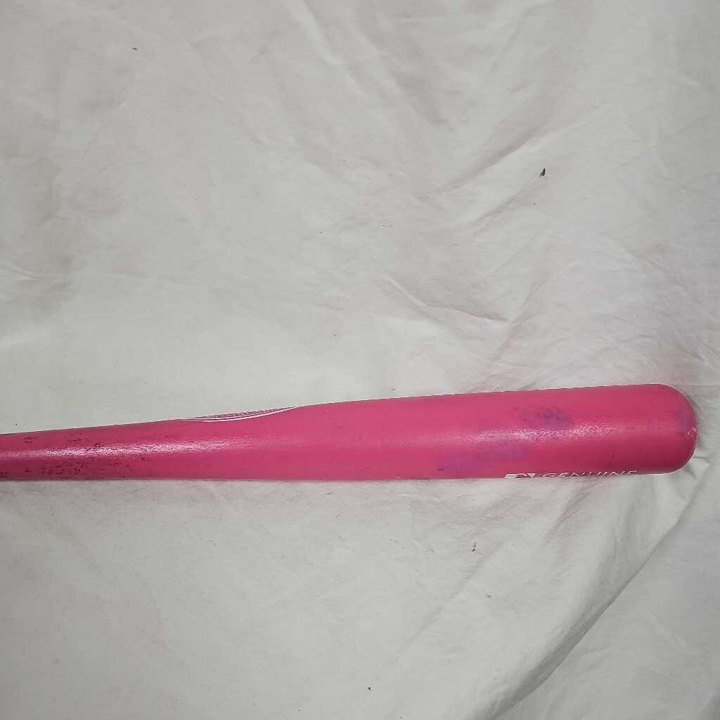 Genuine Louisville Slugger Wood Bat, 32"