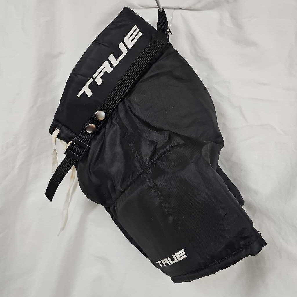 True Youth Hockey Pants, Size Medium