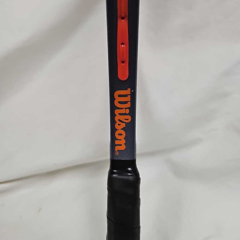 Wilson Burn Team 19 Junior Tennis Racket