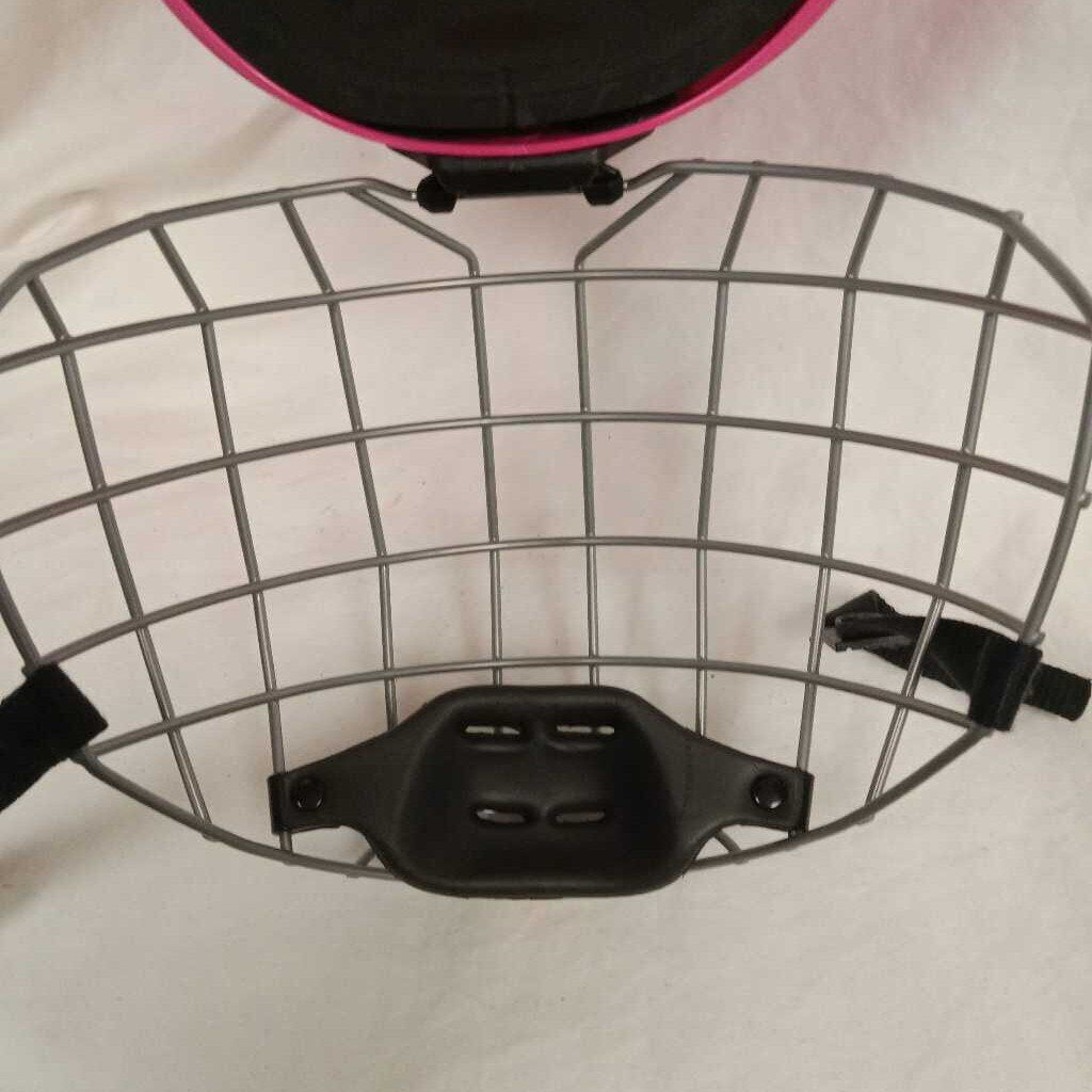 CCM Tacks 70 Youth Hockey Helmet Combo