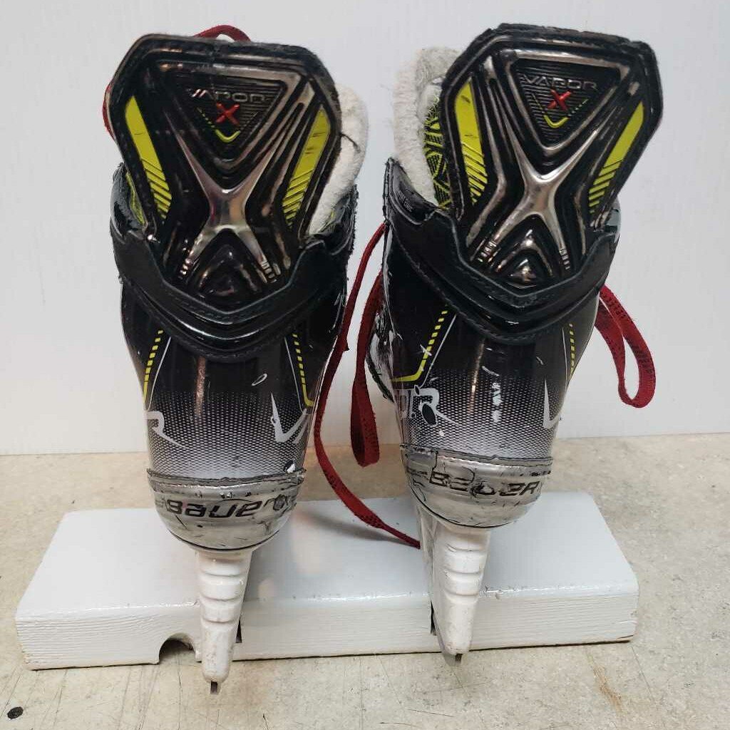 Bauer Vapor 3X Hockey Skates- Size 2
