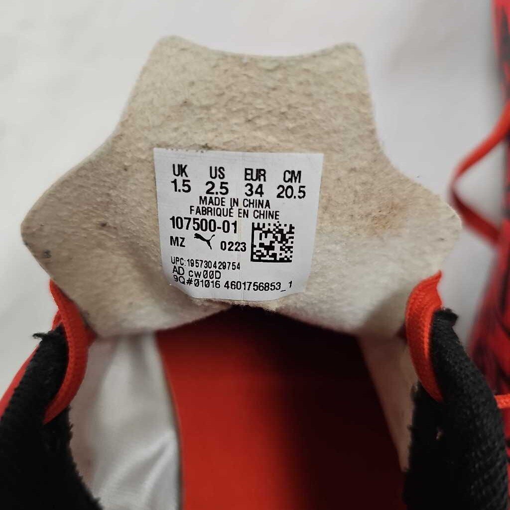 PUMA x PULISIC Soccer Cleats, Size 2.5