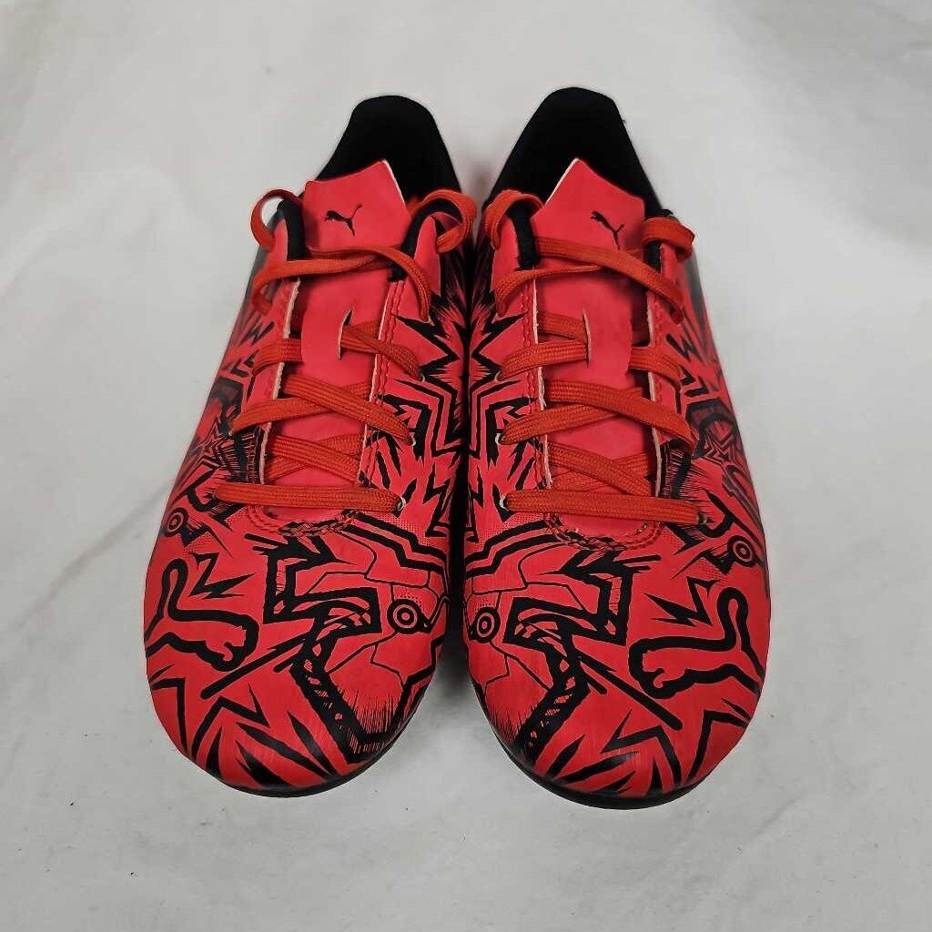PUMA x PULISIC Soccer Cleats, Size 2.5