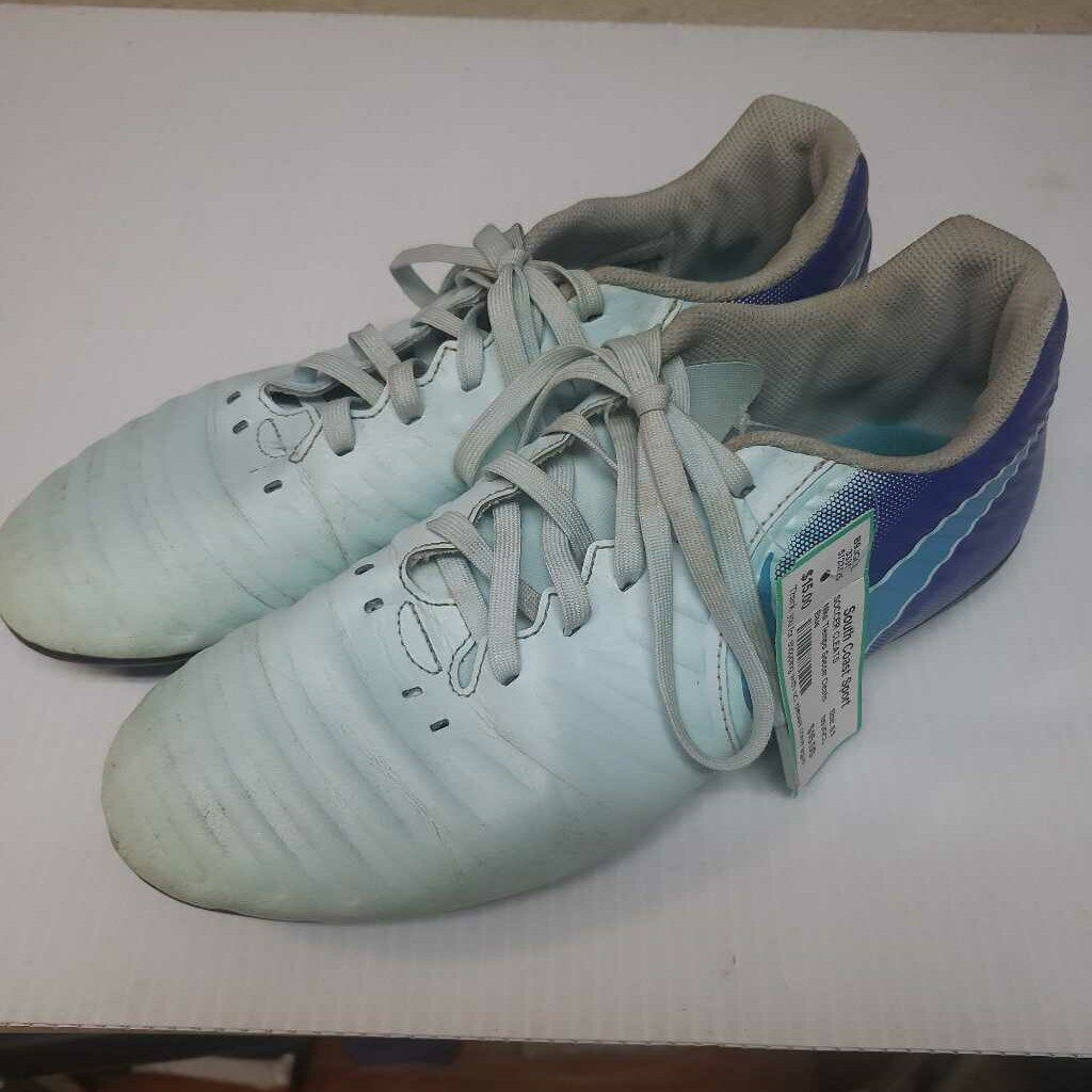 Nike Tiempo Soccer Cleats
