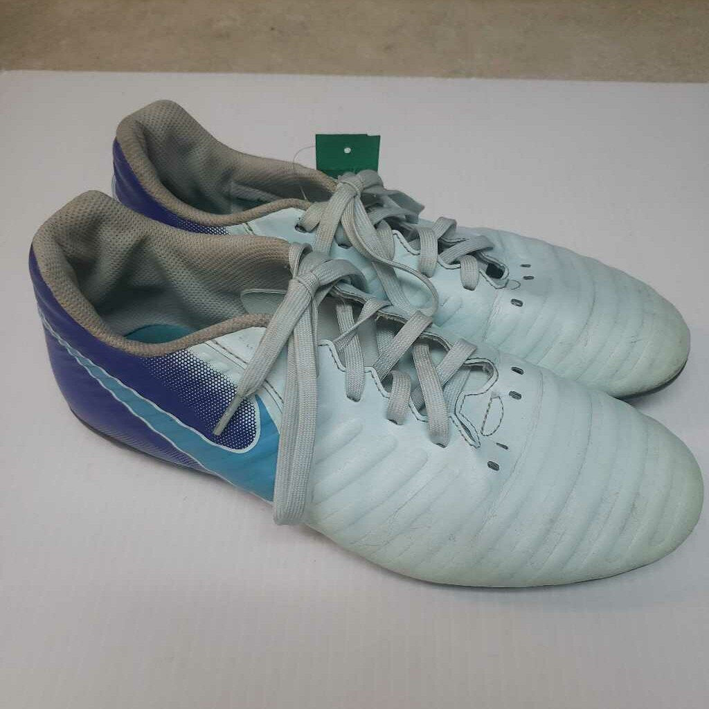 Nike Tiempo Soccer Cleats