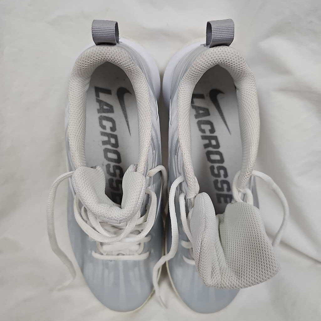 Nike Vapor Varsity Low Lacrosse Turf Cleats, Size 7