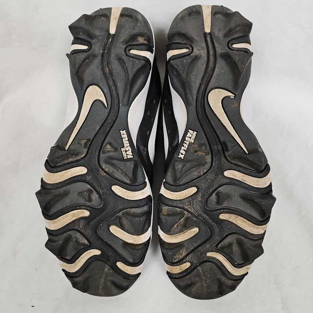 Nike Diamond Low Baseball Softball Cleats, Size 5
