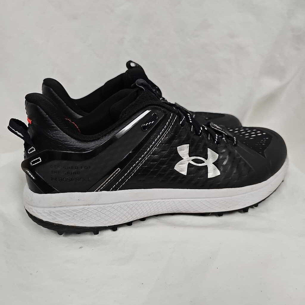 Mizuno Baseball Turf Shoes, Men's size 9.5