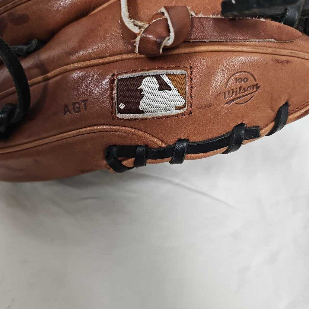 Wilson A2K Pedroia Fit Baseball Glove, 11.5"