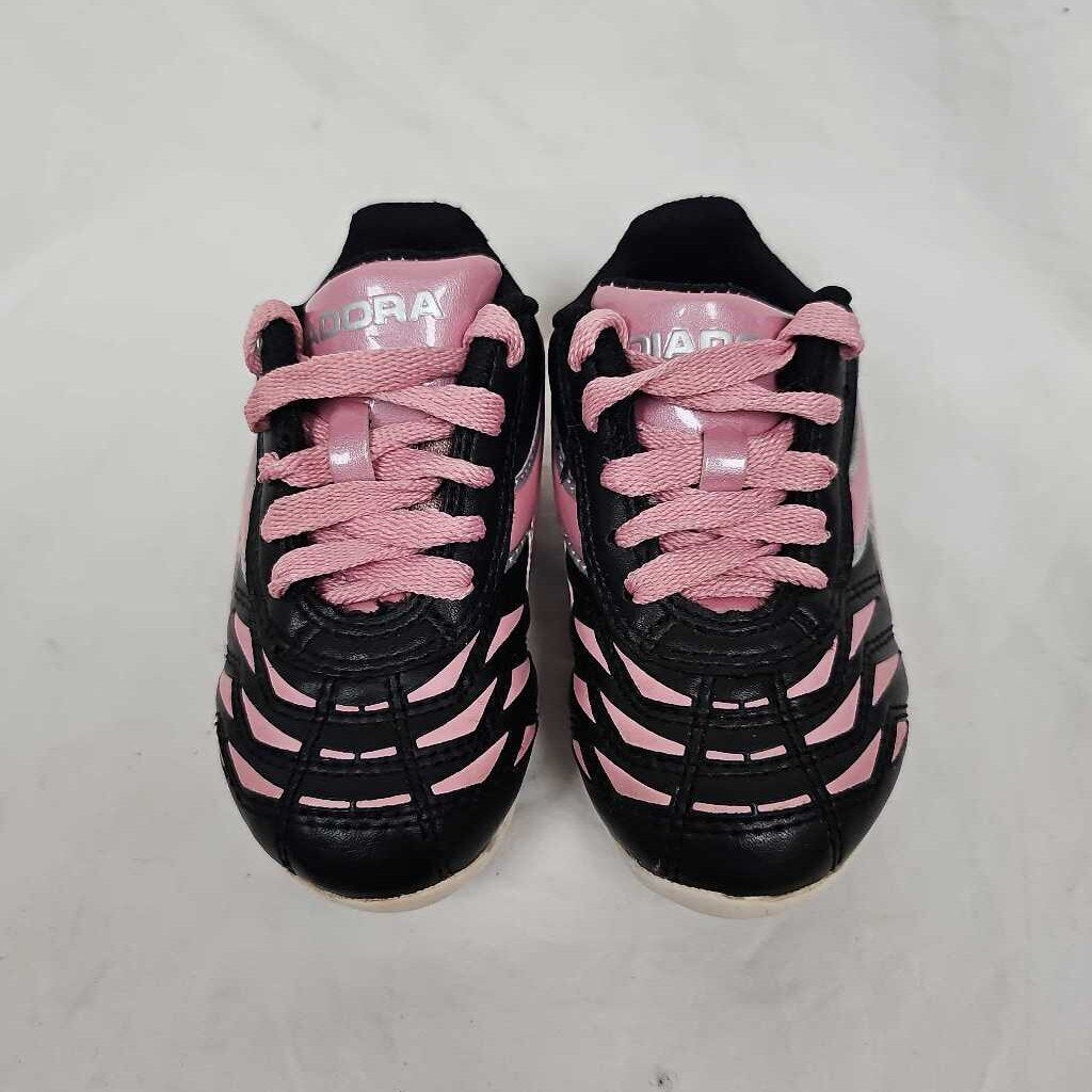 Diadora Youth Soccer Cleats, Size Y8