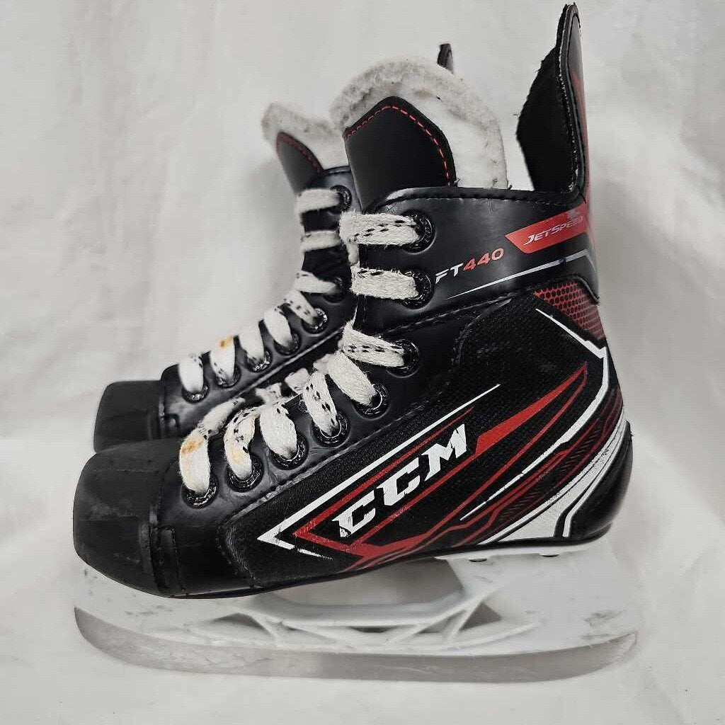CCM Jetspeed FT440 Youth Hockey Skates, Size Y13