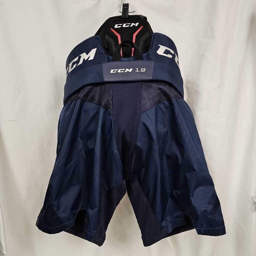 CCM 1.9 Intermediate Goalie Pants, Size Medium