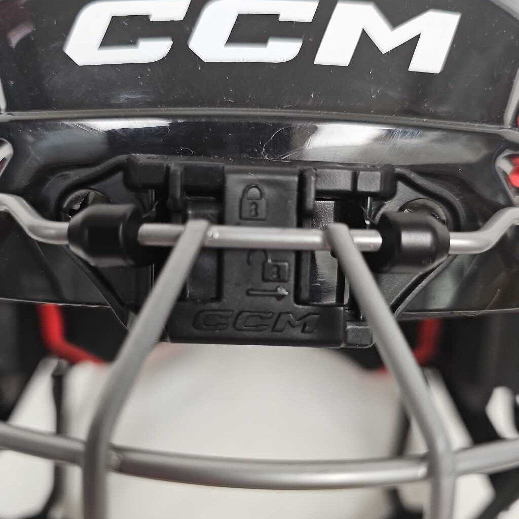 CCM Tacks 70 Hockey Helmet Combo, Junior