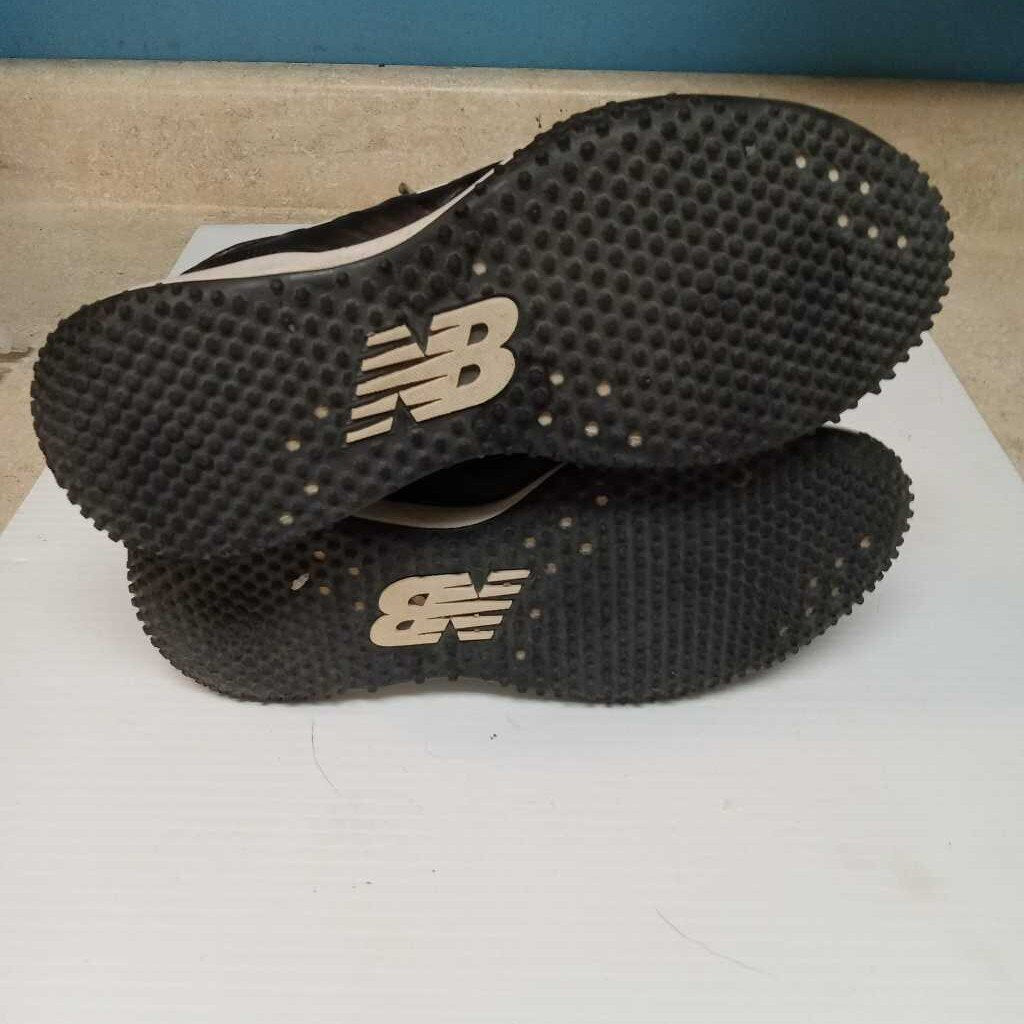 New Balance Rev Lite Turf Cleats