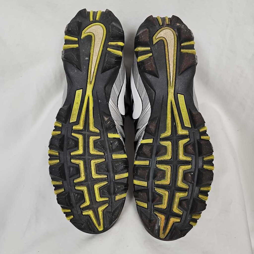 Nike Mens Alpha Menace Shark Football Cleats, Size 11