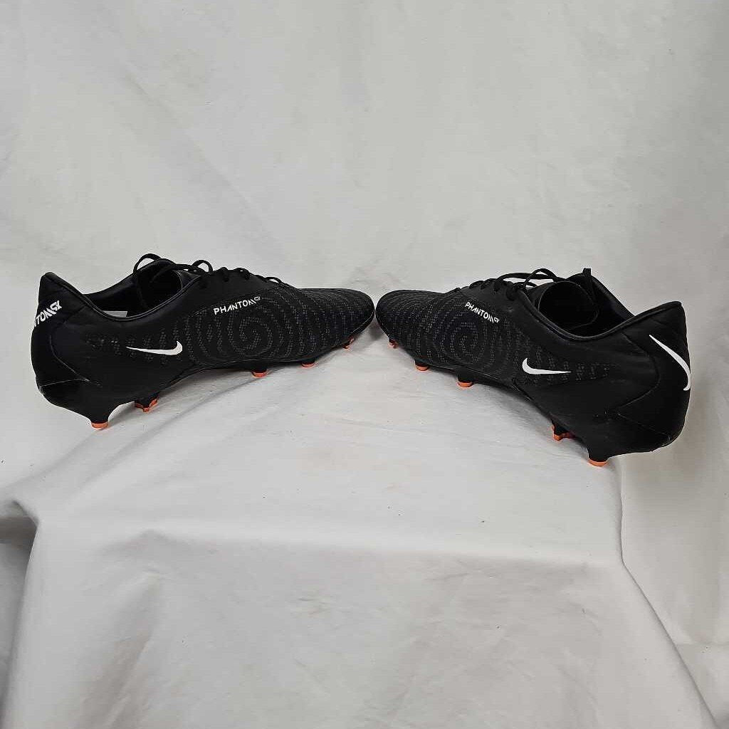 Nike Phantom GX Menb's Soccer Cleqats, Size 11