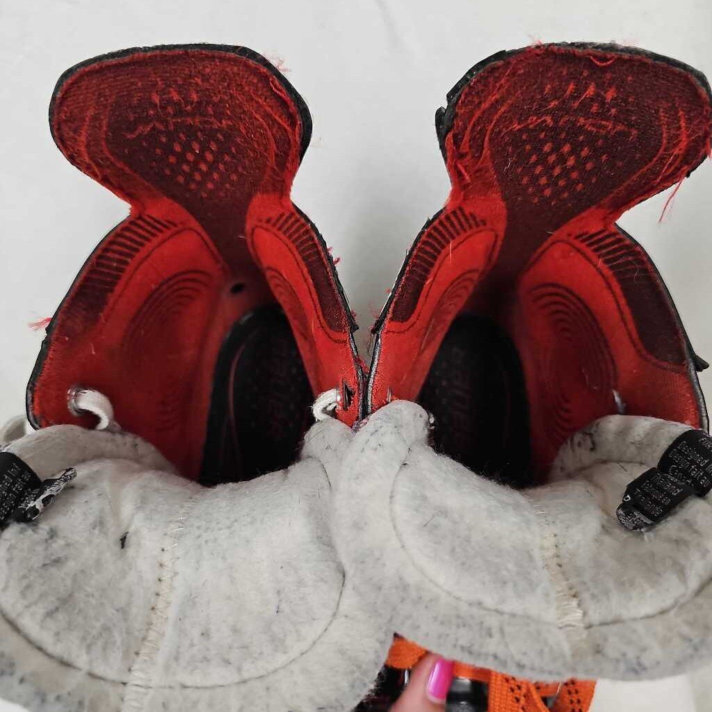 Bauer Vapor X2.7 Hockey Skates, Size 1.5