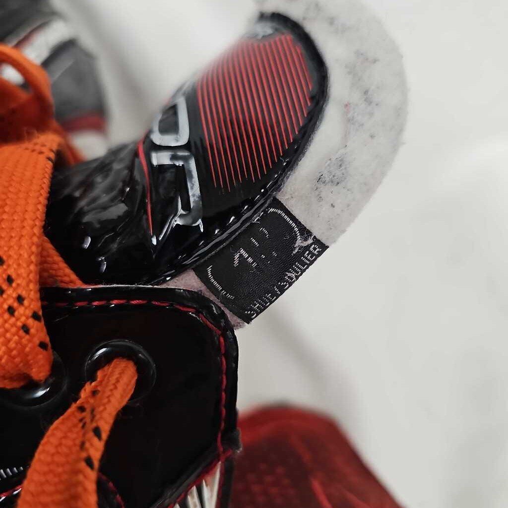 Bauer Vapor X2.7 Hockey Skates, Size 1.5