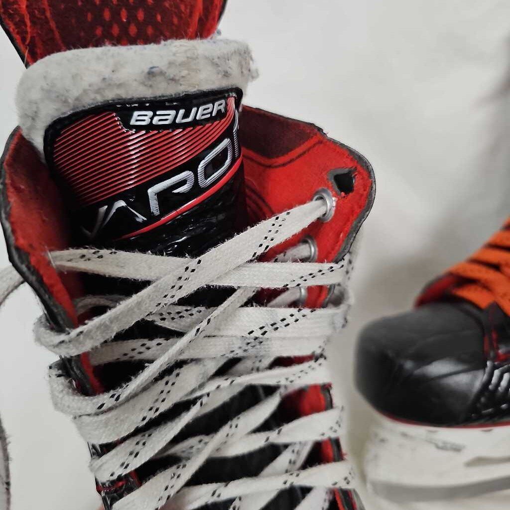 Bauer Vapor X2.7 Hockey Skates, Size 1.5
