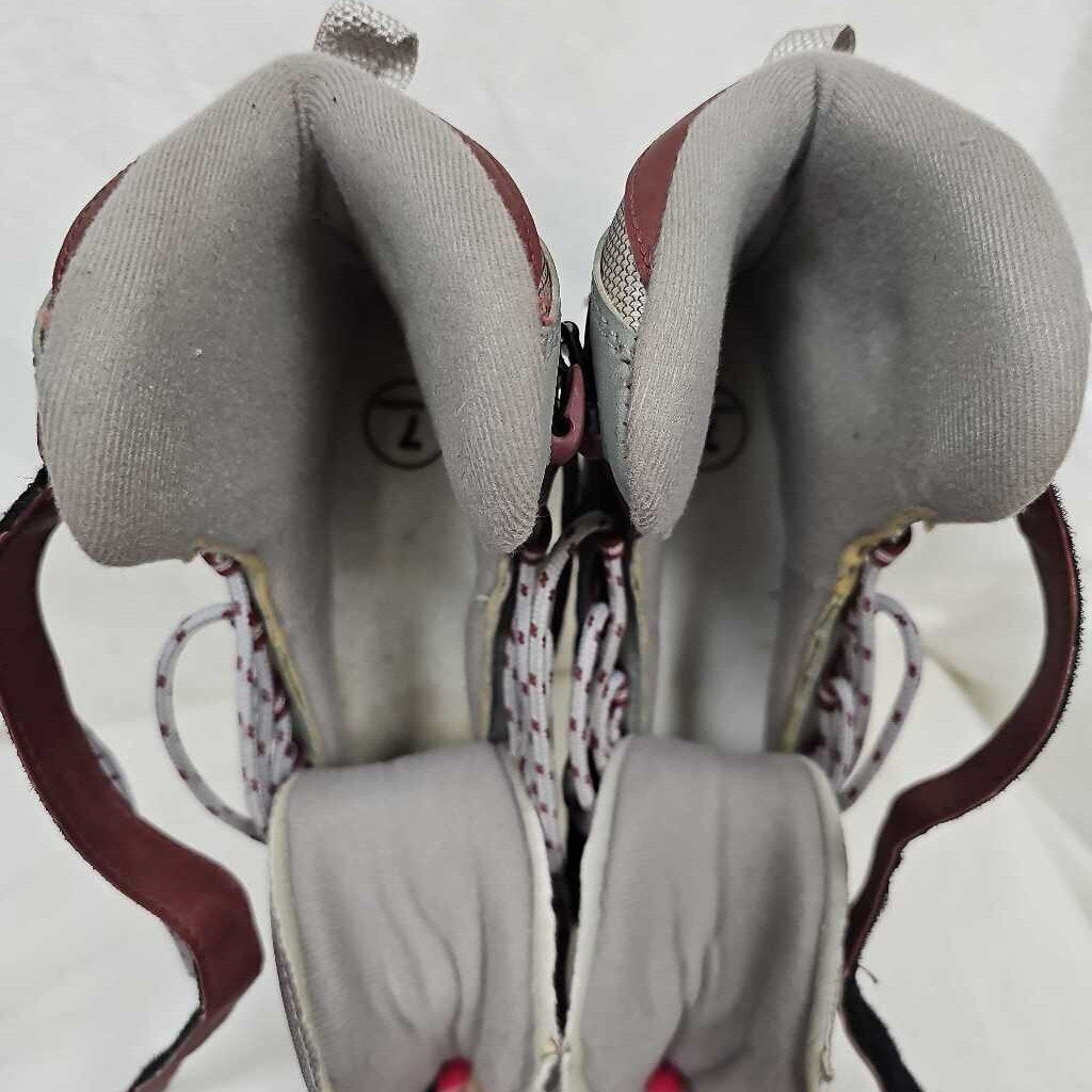Jackson Softec Women's Figure Skates- Size 7
