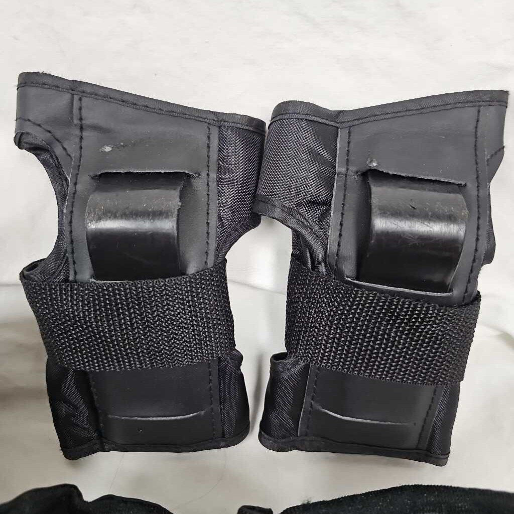 Eight Ball Knee, Elbow, & Wrist Pads