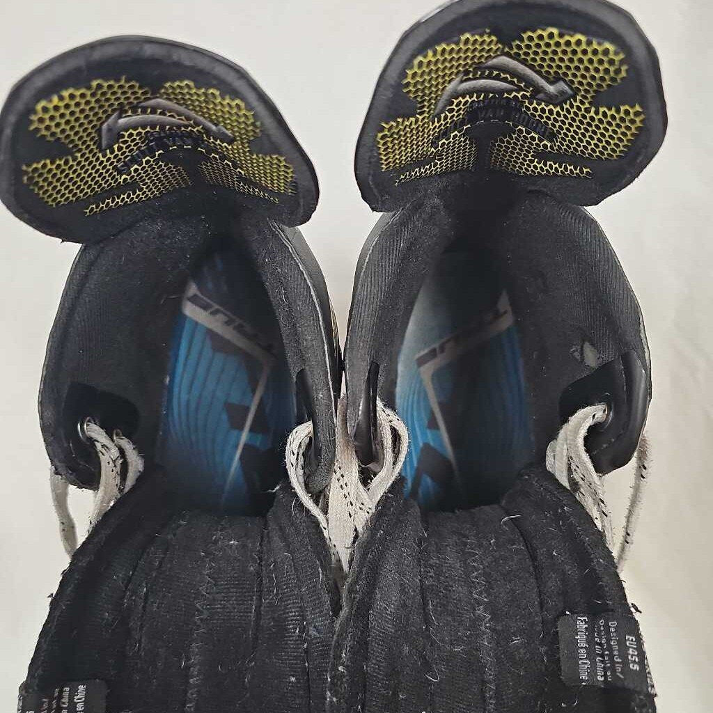 True Catalyst 7 Senior Hockey Skates, Size 10