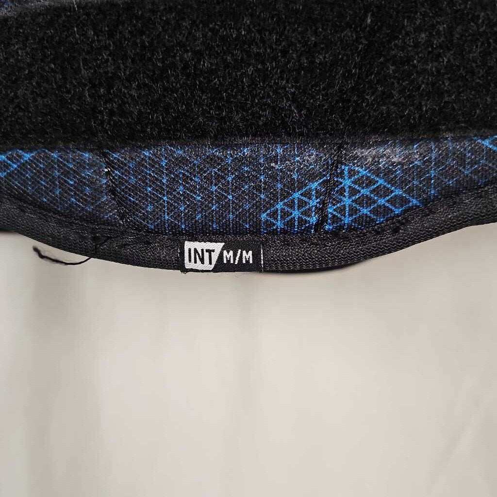 Bauer X Intermediate Hockey Shoulder Pads, Size Intermediate Medium