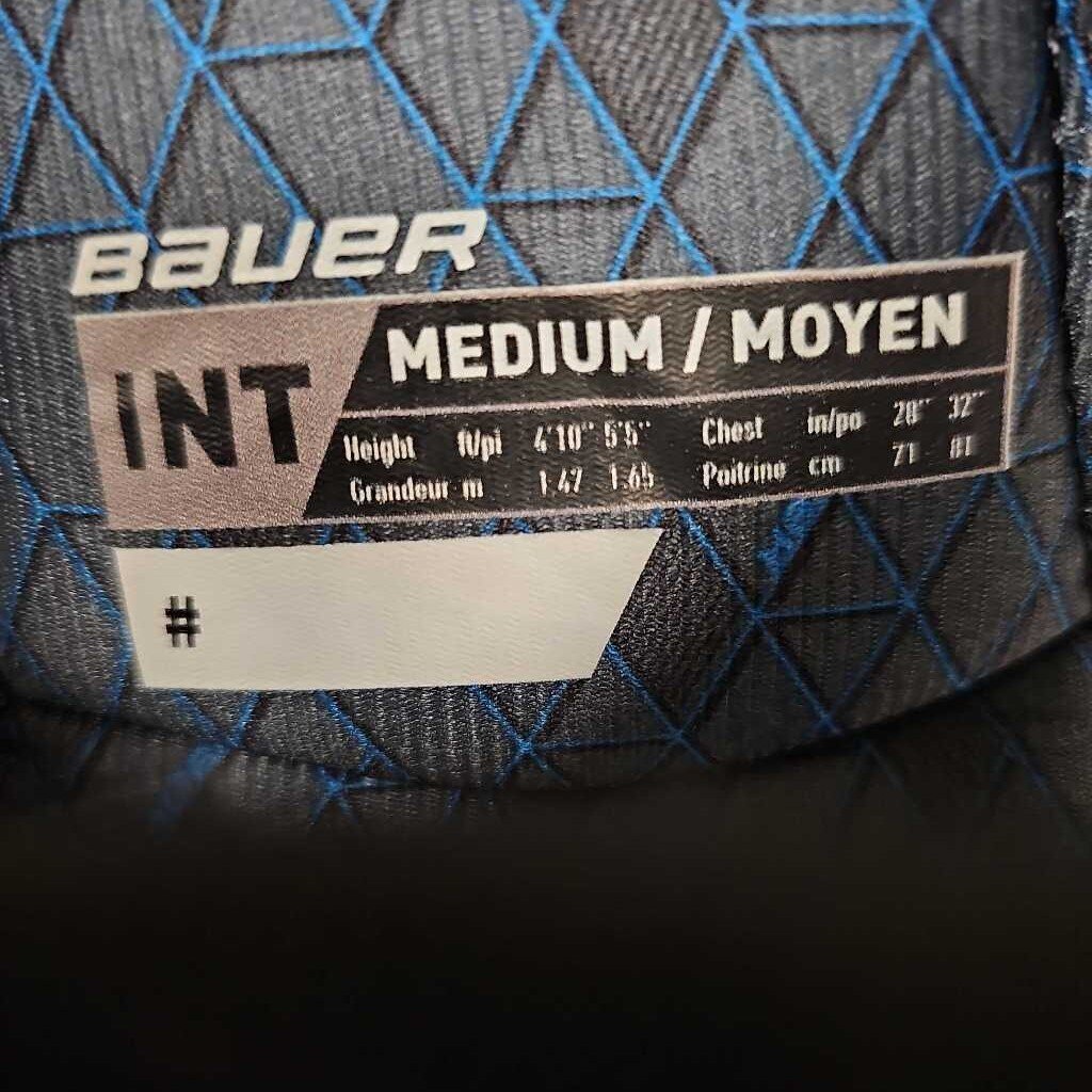 Bauer X Intermediate Hockey Shoulder Pads, Size Intermediate Medium