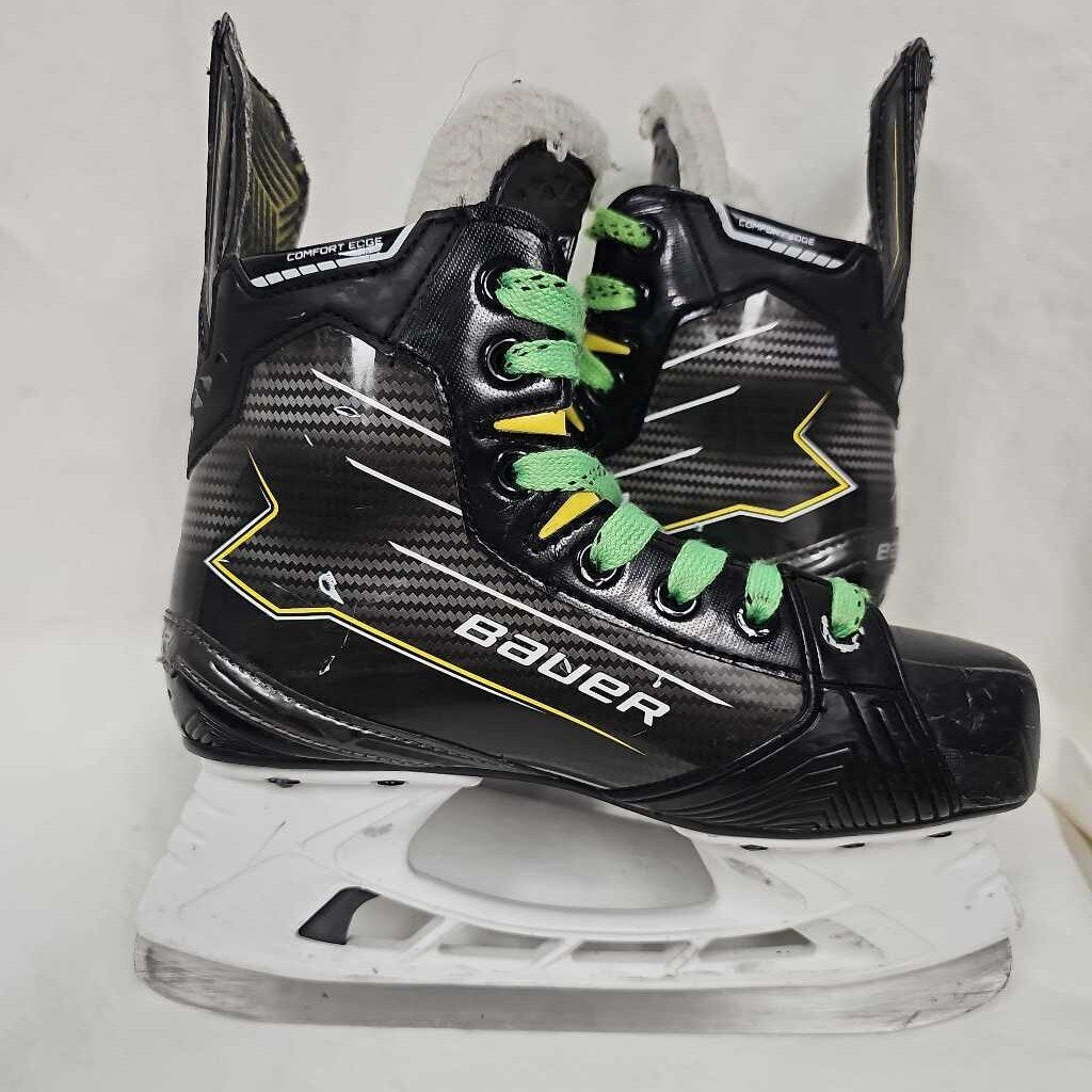 Bauer Supreme M40 Junior Hockey Skates, Size 3.5