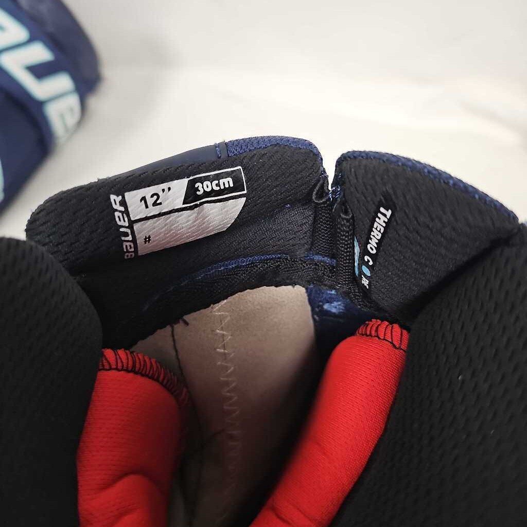 Bauer Vapor Hyperlite Intermediate Hockey Gloves, Size 12"